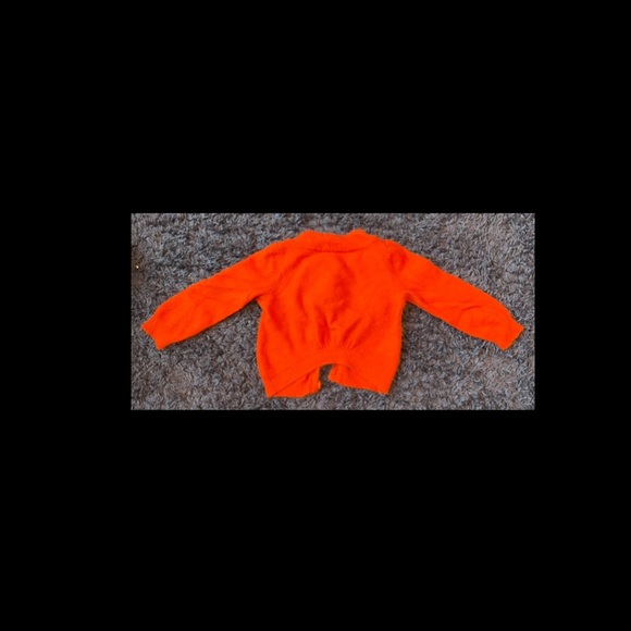 H&M orange fuzzy cropped sweater - Picture 3 of 4